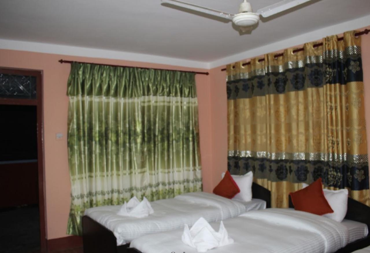 Travellers Dorm Bed & Breakfast กาฐมาณฑุ ภายนอก รูปภาพ