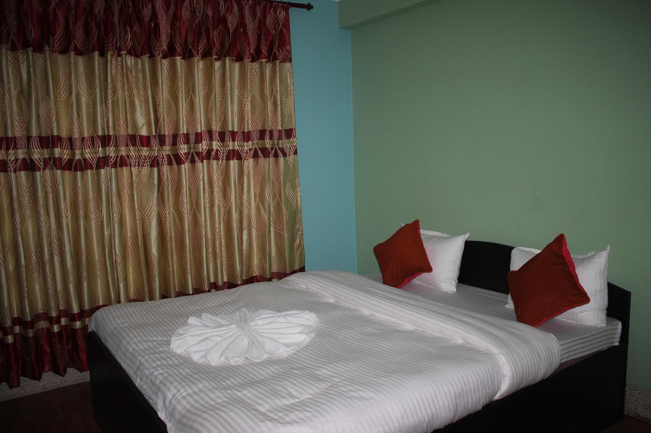 Travellers Dorm Bed & Breakfast กาฐมาณฑุ ภายนอก รูปภาพ