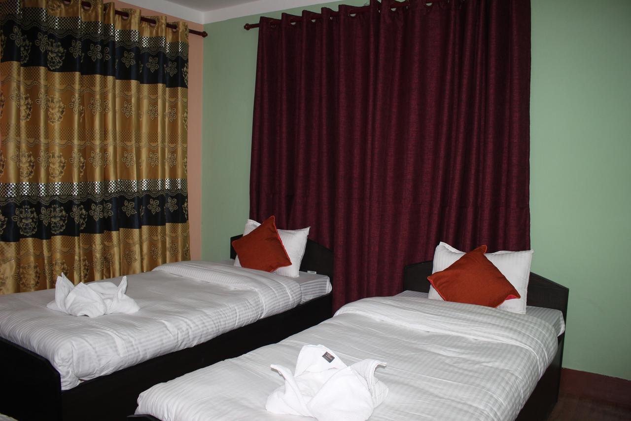 Travellers Dorm Bed & Breakfast กาฐมาณฑุ ภายนอก รูปภาพ