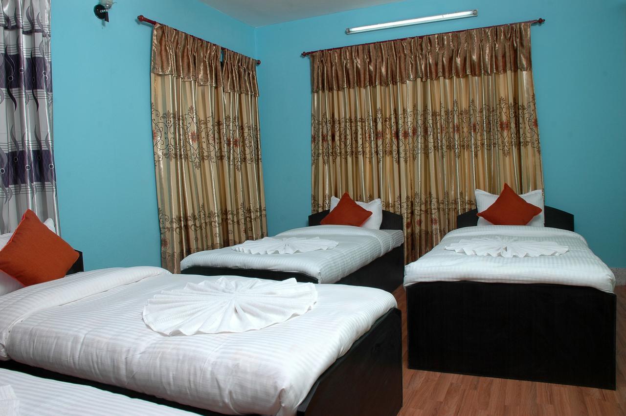 Travellers Dorm Bed & Breakfast กาฐมาณฑุ ภายนอก รูปภาพ
